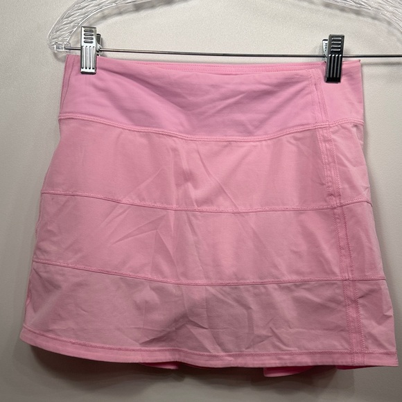 lululemon athletica Dresses & Skirts - Lululemon Pace Rival Pink Skirt size 2